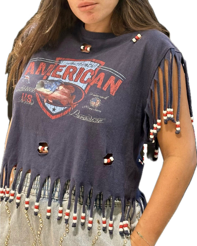 T-shirt vintage “American” customisé à la main avec perles – Taille unique