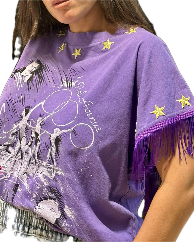 T-shirt vintage violet customisé à franges et étoiles dorées – Taille unique