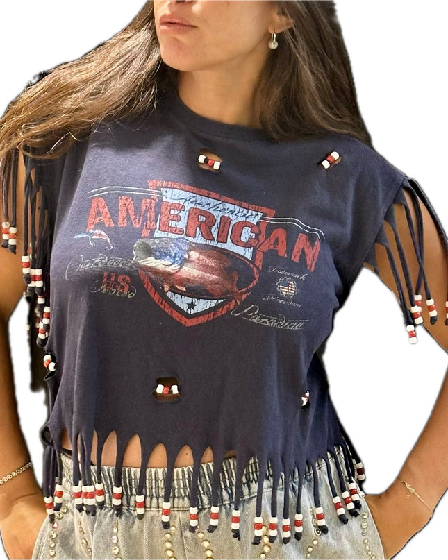 T-shirt vintage “American” customisé à la main avec perles – Taille unique
