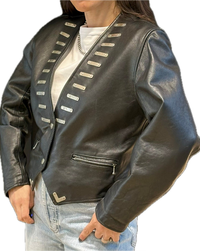 VESTE EN CUIR VINTAGE DÉTAILS ARGENTÉS