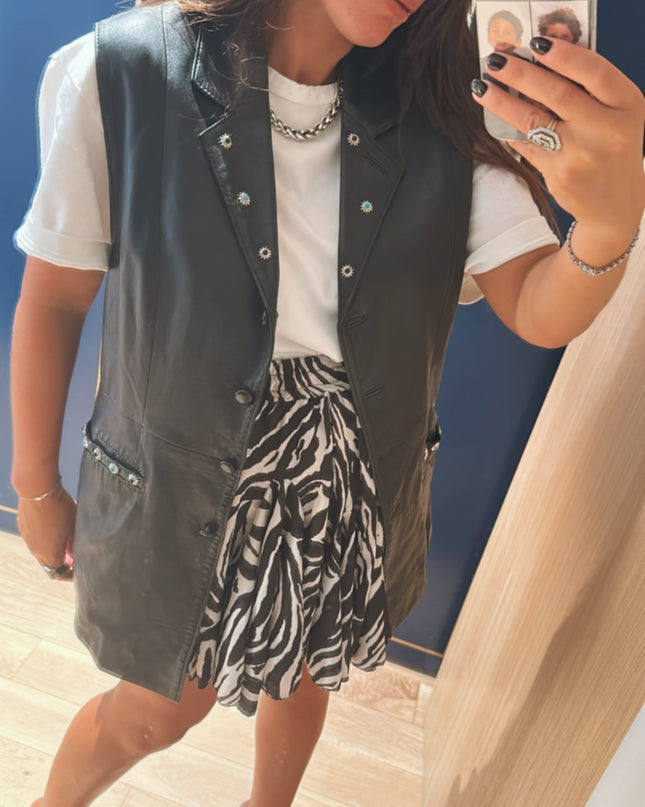Veste sans manches en cuir noir vintage customisée – Taille unique