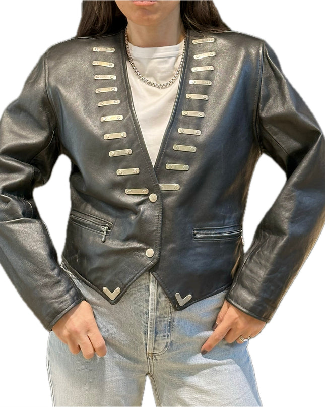 VESTE EN CUIR VINTAGE DÉTAILS ARGENTÉS