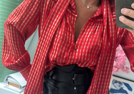 Blouse Céline vintage rouge & doré – élégance signature