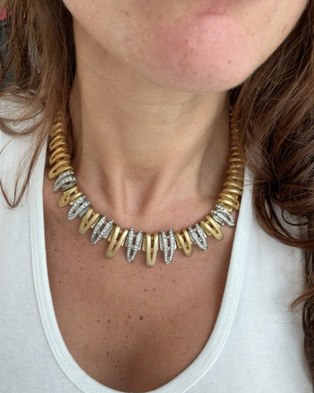 Collier doré et strass argenté - 3