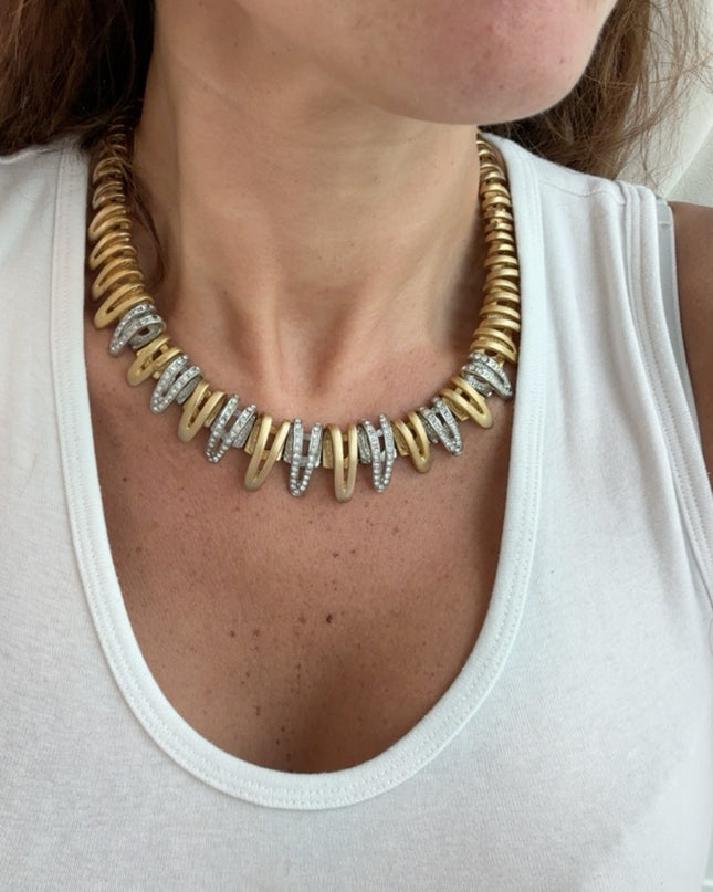 Collier doré et strass argenté - 2