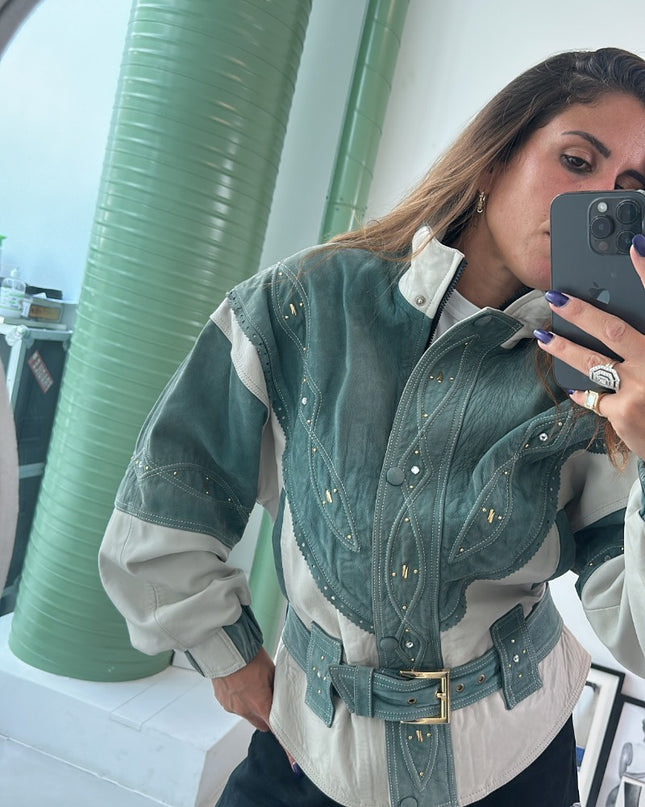 Blouson en cuir vintage rivets doré - 1
