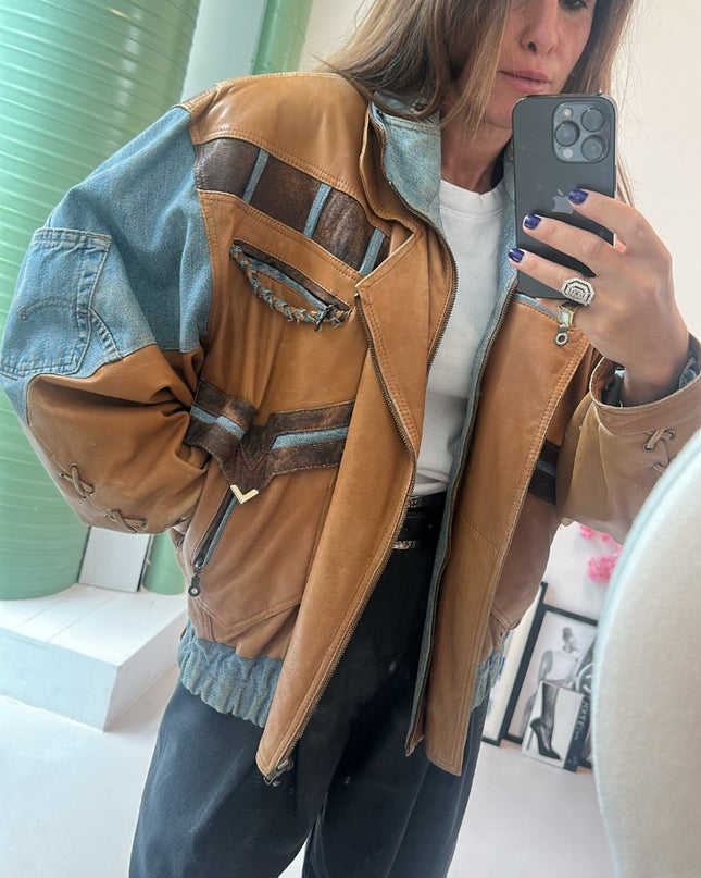 Blouson en cuir et jeans - 2