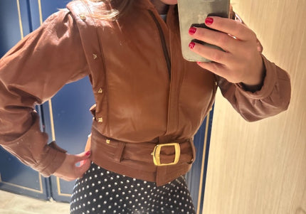 Blouson en cuir moutarde avec clous - 1