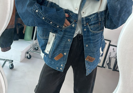 Veste en jean avec strass et cuir blanc