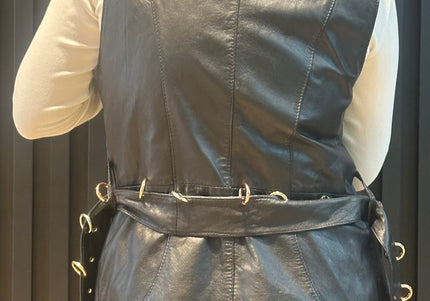 Veste sans manches en cuir vintage – fermeture zippée & ceinture à anneaux