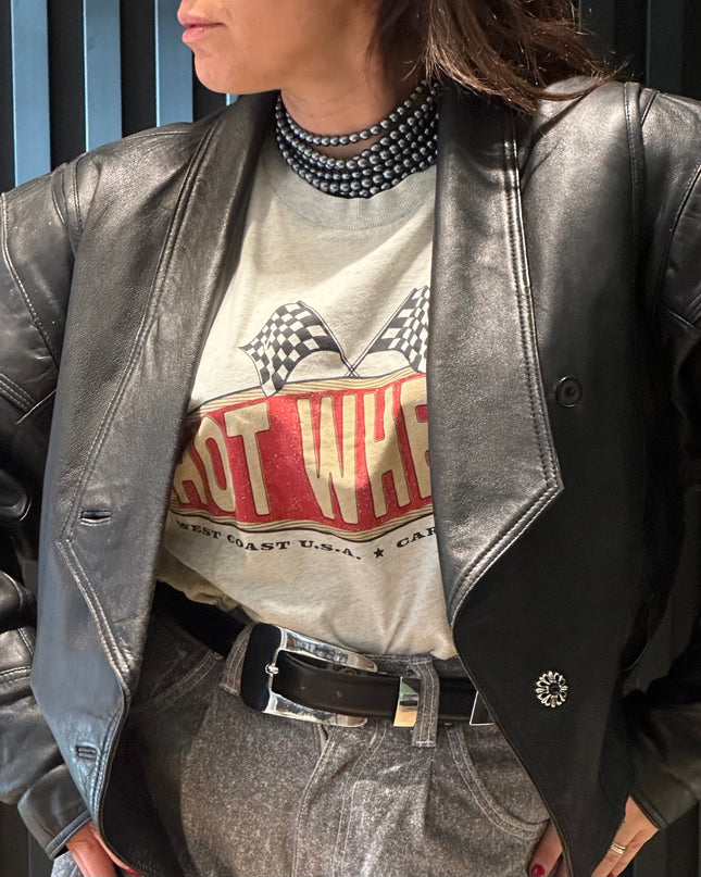 Blouson en cuir vintage noir – esprit biker épaulé – pièce unique