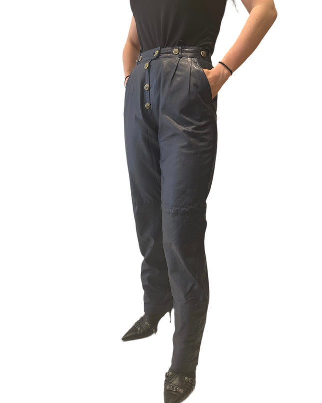 PANTALON EN CUIR BLEU MARINE CUSTOMISÉ