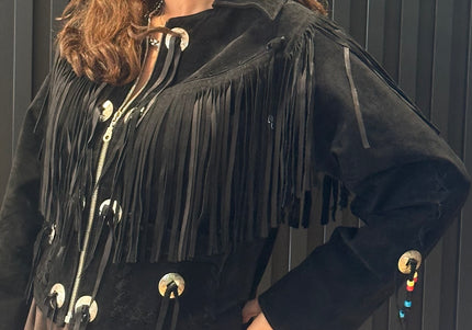 Blouson vintage en daim à franges et rivets argent – taille unique