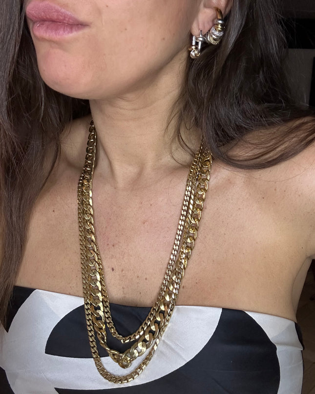 Collier vintage à triple chaîne dorée – Pièce statement