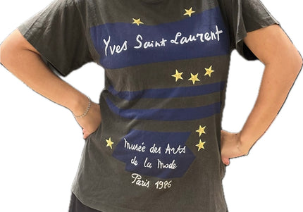 T-shirt Yves Saint Laurent vintage customisé – Taille unique