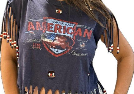 T-shirt vintage “American” customisé à la main avec perles – Taille unique