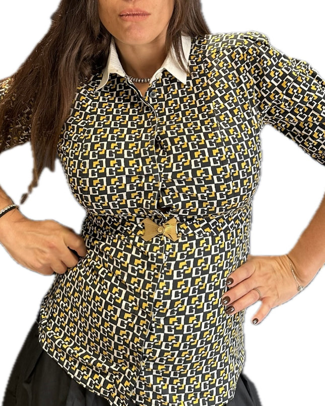 Chemisier Gucci Vintage ceinturé – Logo GG doré – Taille 38