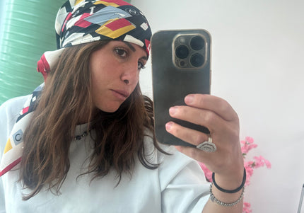 Foulard Chanel vintage en soie – pièce iconique