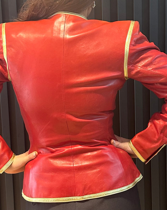 Veste en cuir vintage Yves Saint Laurent Variation – pièce rare, épaules structurées