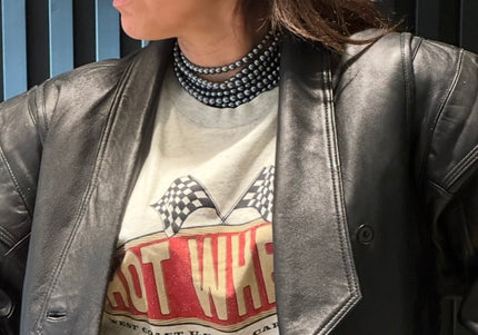 Ras-de-cou vintage en perles grises – multi-rangs – pièce unique