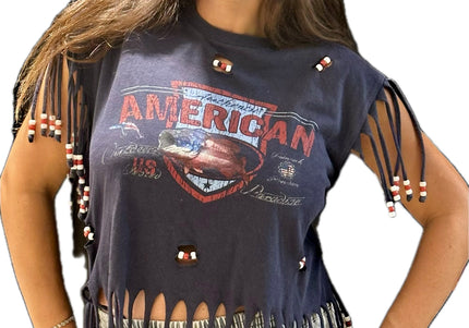 T-shirt vintage “American” customisé à la main avec perles – Taille unique
