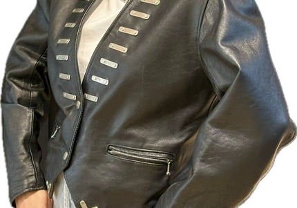 VESTE EN CUIR VINTAGE DÉTAILS ARGENTÉS