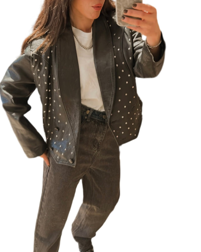 VESTE EN CUIR NOIR CLOUTÉ