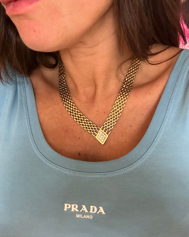 Collier vintage en maille gourmette – pendentif carré pavé