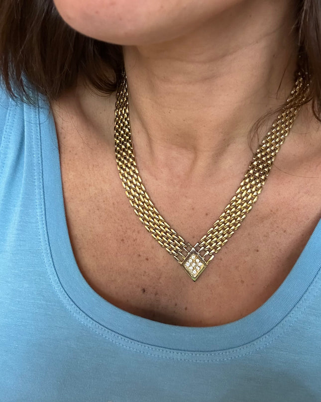 Collier vintage en maille gourmette – pendentif carré pavé