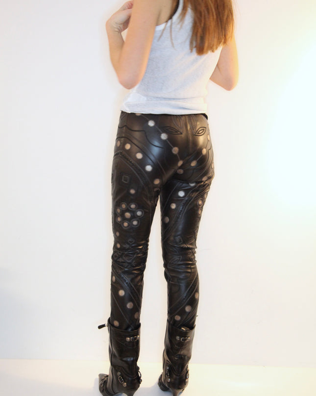 PANTALON EN CUIR NOIR