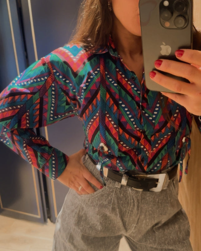 Chemise vintage graphique – Pièce unique customisée