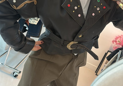 Veste en cuir strass couleur