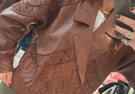 Veste en cuir vintage marron rouge