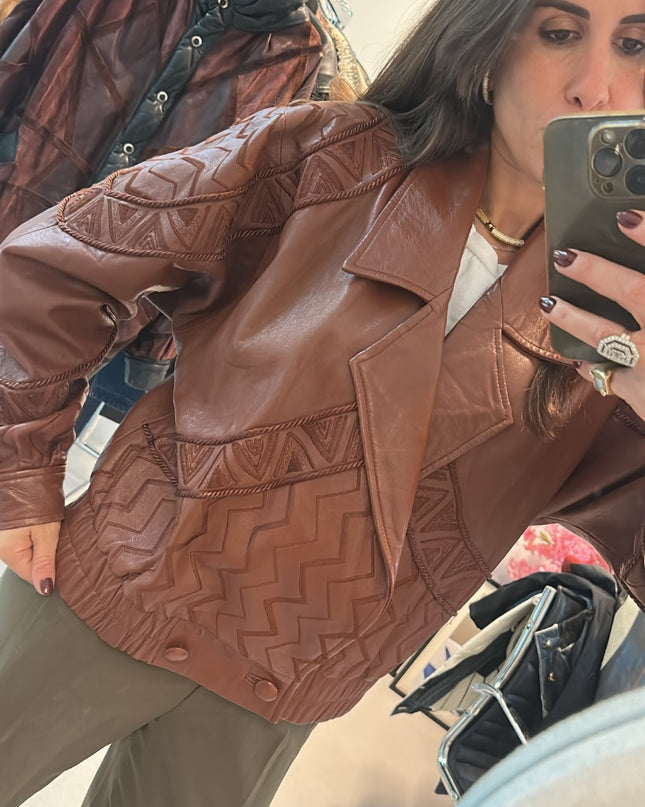 Veste en cuir vintage marron rouge